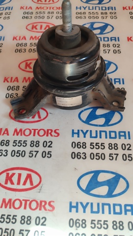 Правая подушка двигателя 218102X000 HYUNDAI