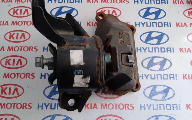 Левая подушка двигателя 218302W500 HYUNDAI