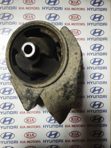 Задняя подушка двигателя 219301F300 HYUNDAI