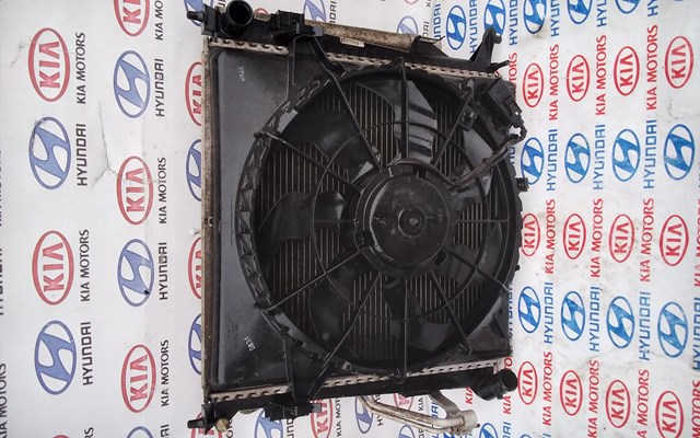 Дифузор радіатора охолодження, в зборі з двигуном і крильчаткою ceed 2007-2012 1.6 crdi  253801H680
