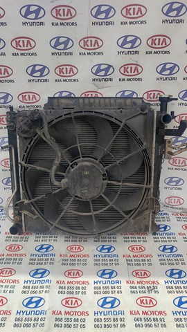 Диффузор радиатора охлаждения в сборе с мотором 253802P000 HYUNDAI