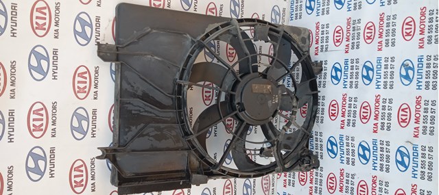 Диффузор радиатора охлаждения в сборе с мотором 253802S500 HYUNDAI