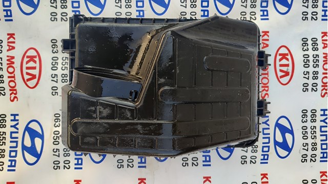 Корпус воздушного фильтра, верхняя часть 281112W300 HYUNDAI