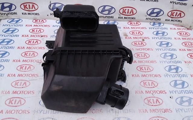 Корпус воздушного фильтра, верхняя часть 281112Y300 HYUNDAI