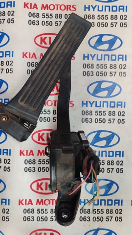 Педаль акселератора 327003Q100 HYUNDAI