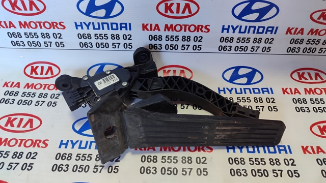 Педали газа 327003X100 HYUNDAI