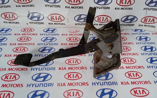 Педаль тормоза 328002E100 HYUNDAI