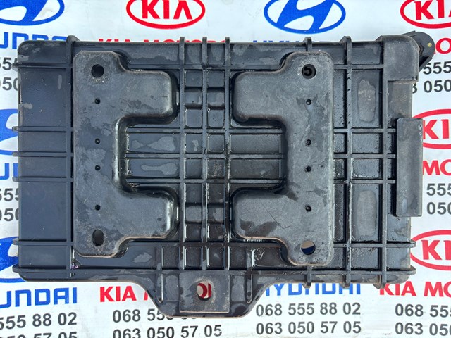 Подставка аккумулятора 371502B100 HYUNDAI
