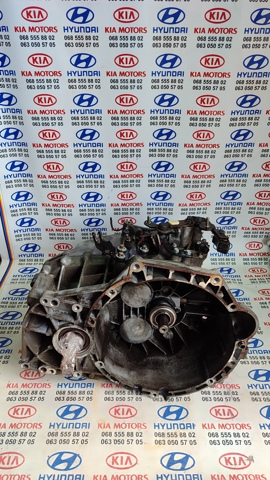Механическая коробка передач 430003B010 HYUNDAI
