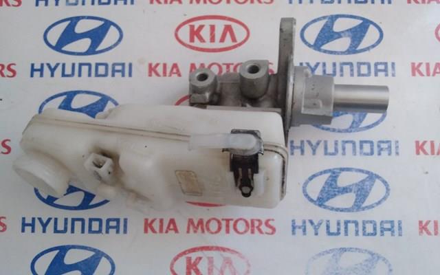 TOYOTA 4722009090 Бачок главного тормозного цилиндра (тормозной жидкости) в наличии Чернигов