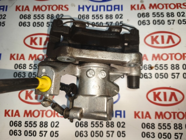 478300D020 TOYOTA Суппорт задний правый купить в Ровно