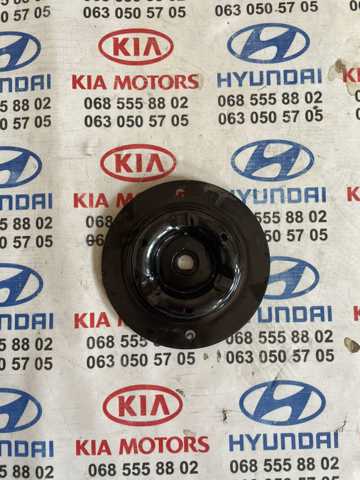 Отбойник передней пружины 4804402090 TOYOTA