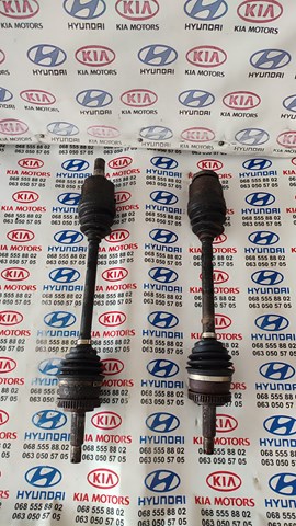 Полуось передняя, правая 495001F600 HYUNDAI