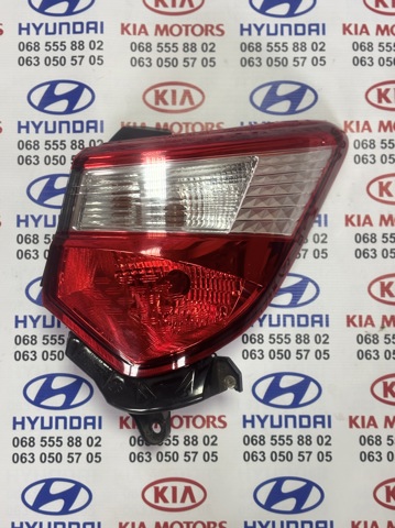 Правое крепление заднего бампера 521550D220 TOYOTA