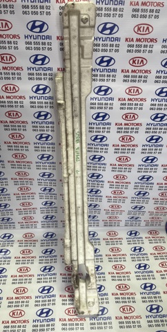 Энергопоглотитель переднего бампера 526110D020 TOYOTA