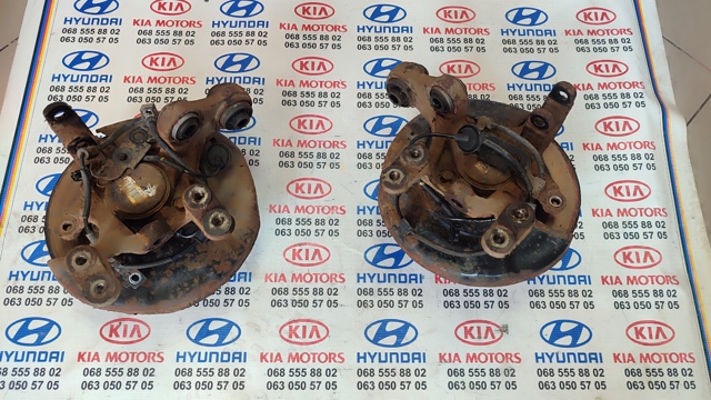 Цапфа поворотного кулака 52710A6400 HYUNDAI