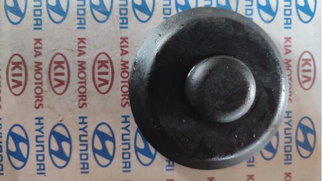 Крышка опоры амортизатора переднего 546393R000 HYUNDAI
