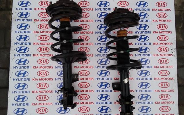 Стойка передняя левая 546512G300 HYUNDAI