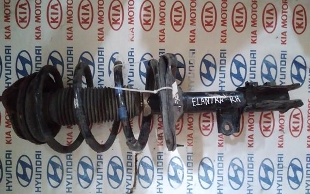 Амортизатор передней подвески правый 546612H000 HYUNDAI