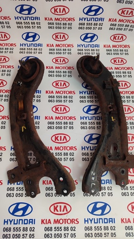 Рычаг/тяга задней подвески продольный нижний, левый 552702W150 HYUNDAI