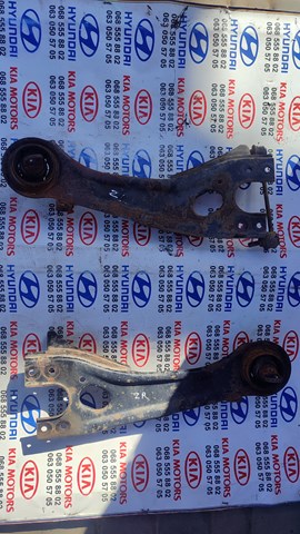 Рычаг/тяга задней подвески продольный верхний, правый 552801D000 HYUNDAI