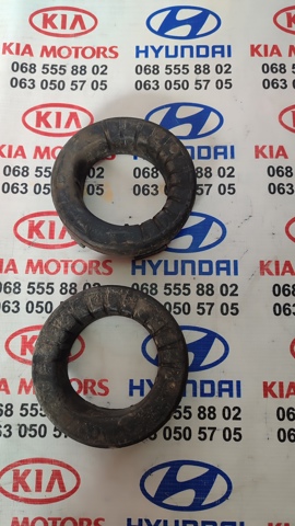 Резиновое кольцо пружины задней 553313X000 HYUNDAI