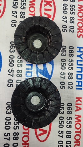 Проставка верняя задней пружины 553413K000 HYUNDAI
