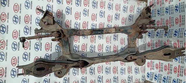 Балка задней подвески поперечная 554002P050 HYUNDAI