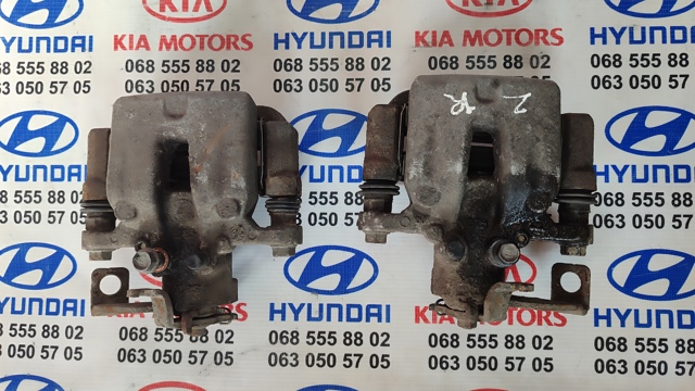 Задний правый суппорт 58230A7300 HYUNDAI