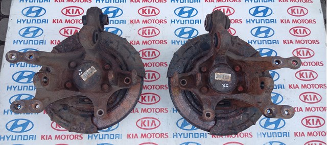 Защита тормозного диска заднего, правая 582701H000 HYUNDAI