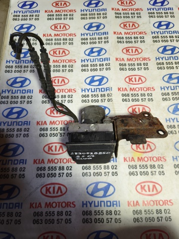 Блок управления ABS 589002B850 HYUNDAI