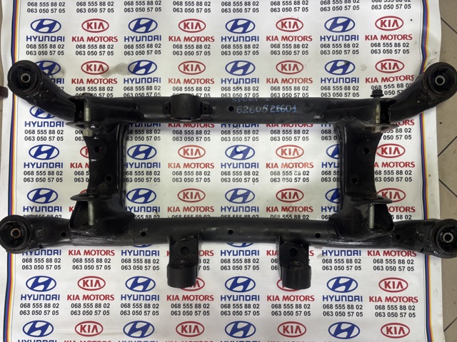 Подрамник задний 626052E601 HYUNDAI