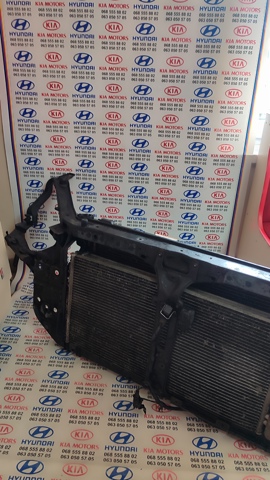 Панель передняя 641012G000 HYUNDAI