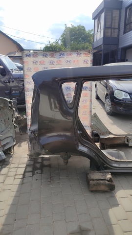 Боковая часть задняя правая 702002KA10 HYUNDAI