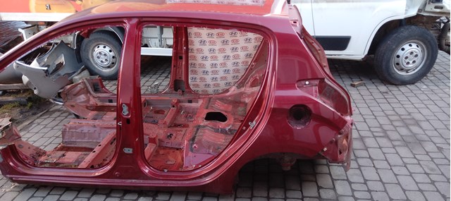 Панель кузова левая 711121JA00 HYUNDAI
