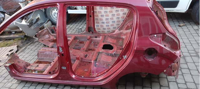 711121JA00 HYUNDAI Боковина кузова левая купить в Запорожье
