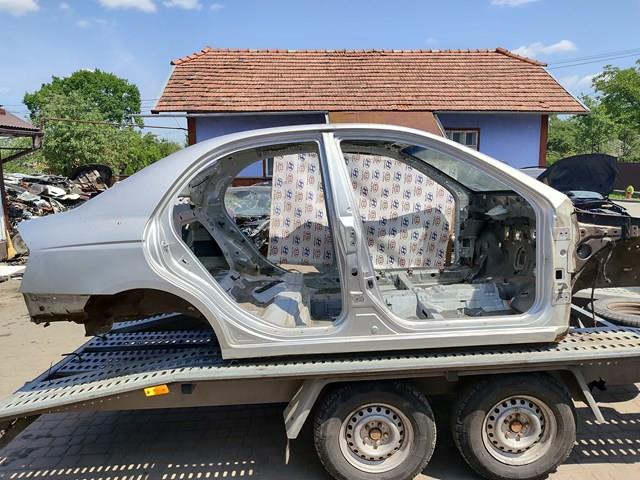 Стойка кузова передняя, правая 711202FA10 HYUNDAI