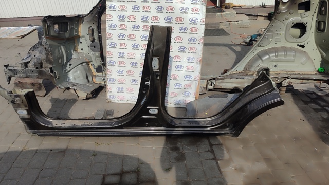 Порог внешний левый 713122KD30 HYUNDAI