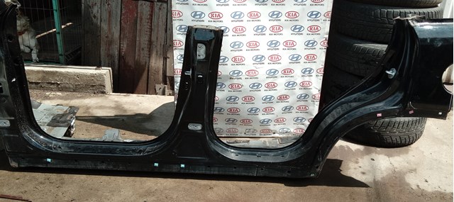Порог внешний правый 713122PD00 HYUNDAI