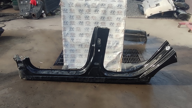 Левый внешний порог 713122TD00 HYUNDAI