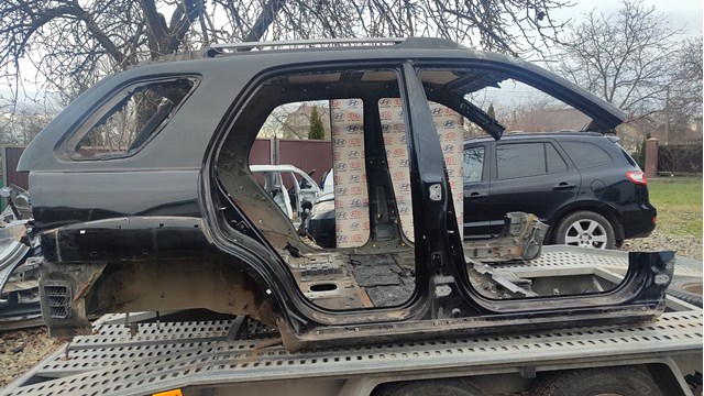 Порог наружний правый 713221F1D1 HYUNDAI