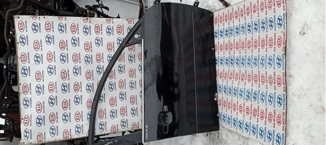 760043K010 HYUNDAI Дверь передняя правая купить в Винница