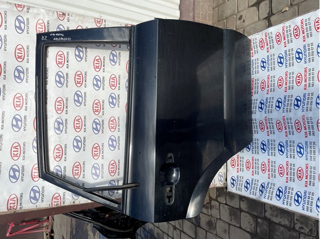 Дверь пассажирская задняя правая 770042E020 HYUNDAI