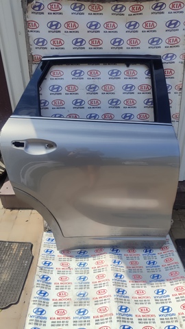 Дверь пассажирская задняя правая 77004C6010 HYUNDAI
