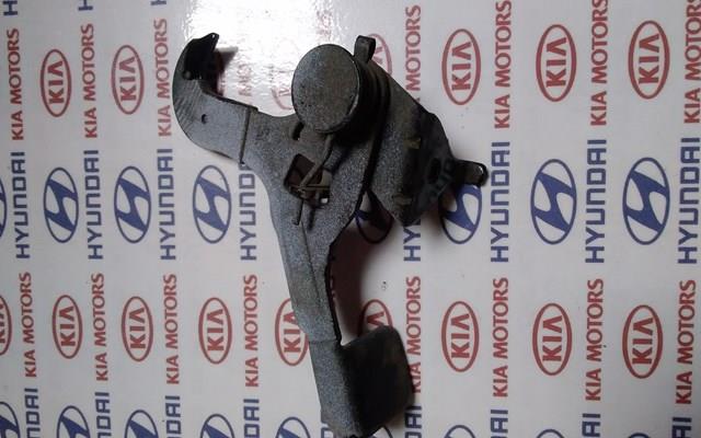 Рычаг открывания капота 811403W000 HYUNDAI