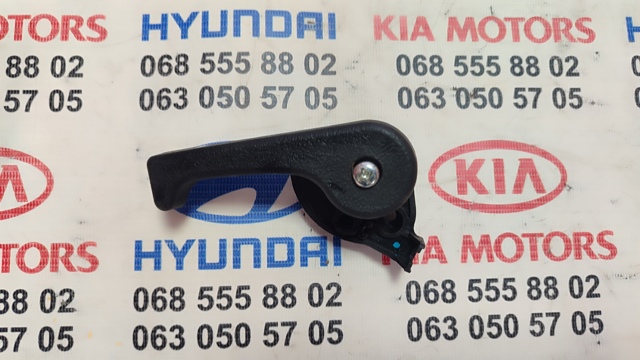 Ручка открытия капота 811813F000RY HYUNDAI