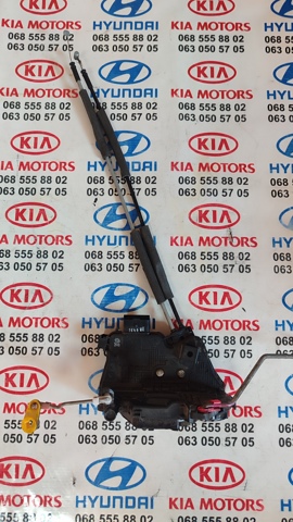 Дверной замок передний правый 813202K080 HYUNDAI
