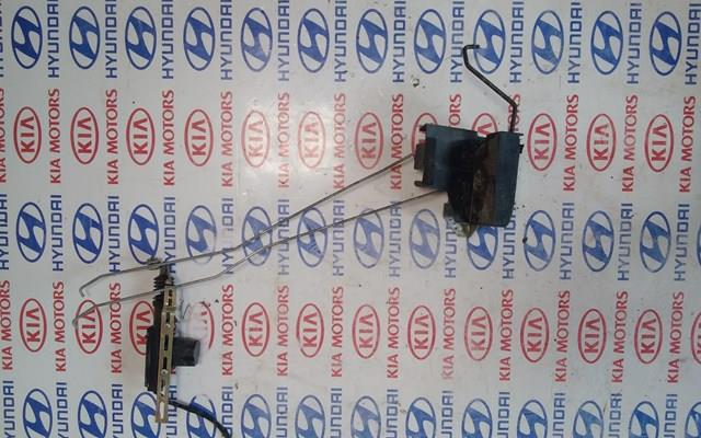 Замок задней двери, левой 814101E000 HYUNDAI
