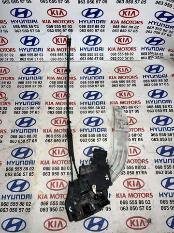 Замок двери задней левой 814102G030 HYUNDAI