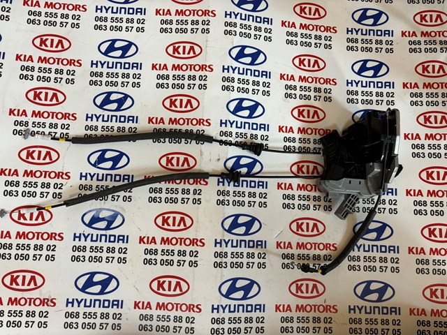 Замок задней двери, правой 81420C5000 HYUNDAI